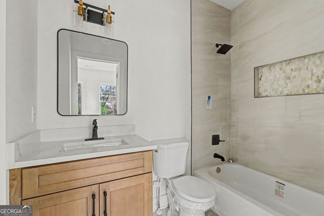 327 Ohm Avenue, Scottdale, GA 30079