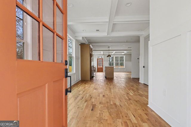 327 Ohm Avenue, Scottdale, GA 30079