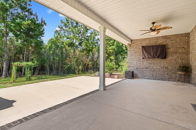 86 Freshfield Way, Freeport, FL 32439