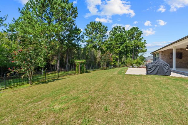 86 Freshfield Way, Freeport, FL 32439