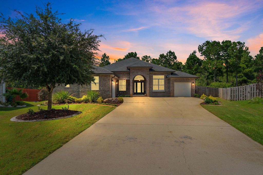 86 Freshfield Way, Freeport, FL 32439