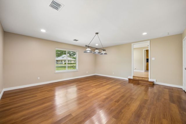 1131 Wicklow Drive, Dallas, TX 75218