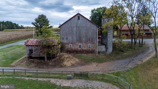 6363 BOYERTOWN PIKE, Douglassville, PA 19518