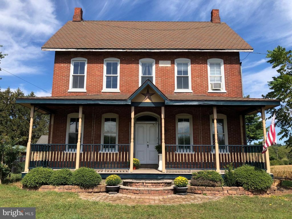 6363 BOYERTOWN PIKE, Douglassville, PA 19518