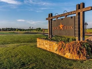 33 Pinehills, Gordonville, TX 76245