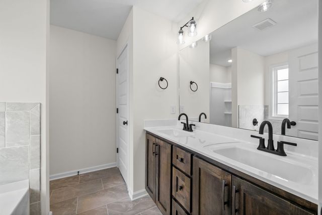 609 Liberty Park, Clarksville, TN 37042