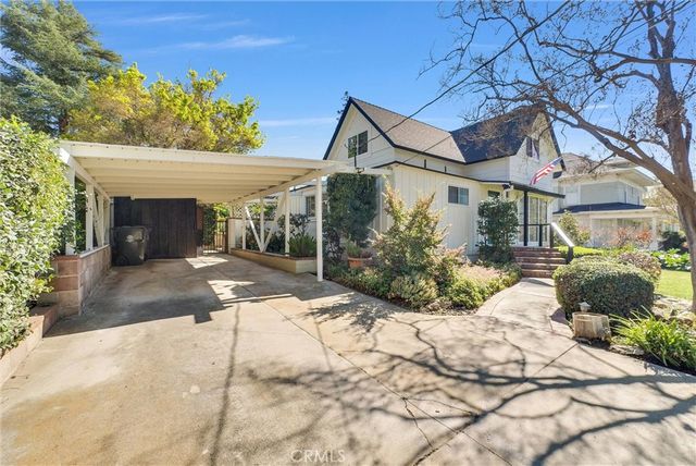 527 W Palm, Redlands, CA 92373