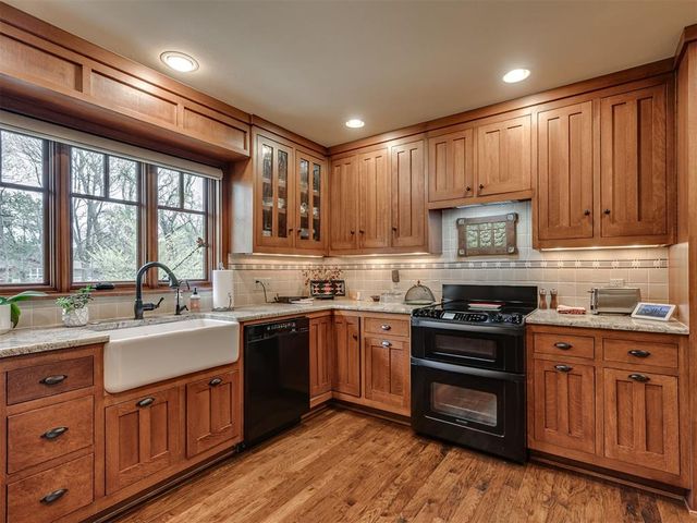 1100 Woodrow Court, Norman, OK 73072