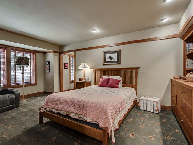 1100 Woodrow Court, Norman, OK 73072