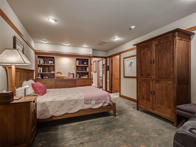 1100 Woodrow Court, Norman, OK 73072