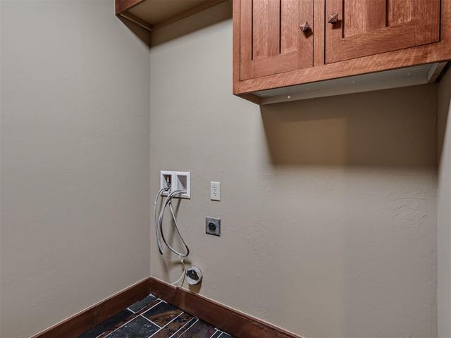 1100 Woodrow Court, Norman, OK 73072