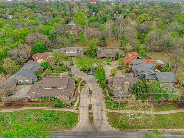 1100 Woodrow Court, Norman, OK 73072