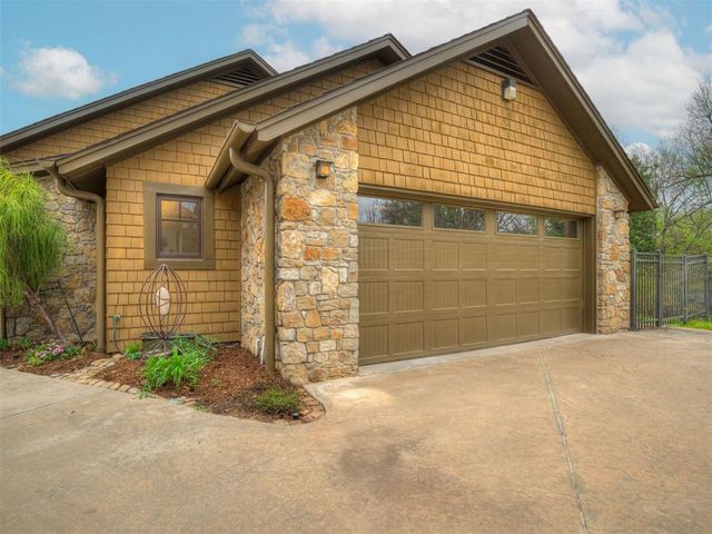 1100 Woodrow Court, Norman, OK 73072