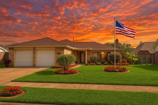 11731 Bexar Drive, La Porte, TX 77571