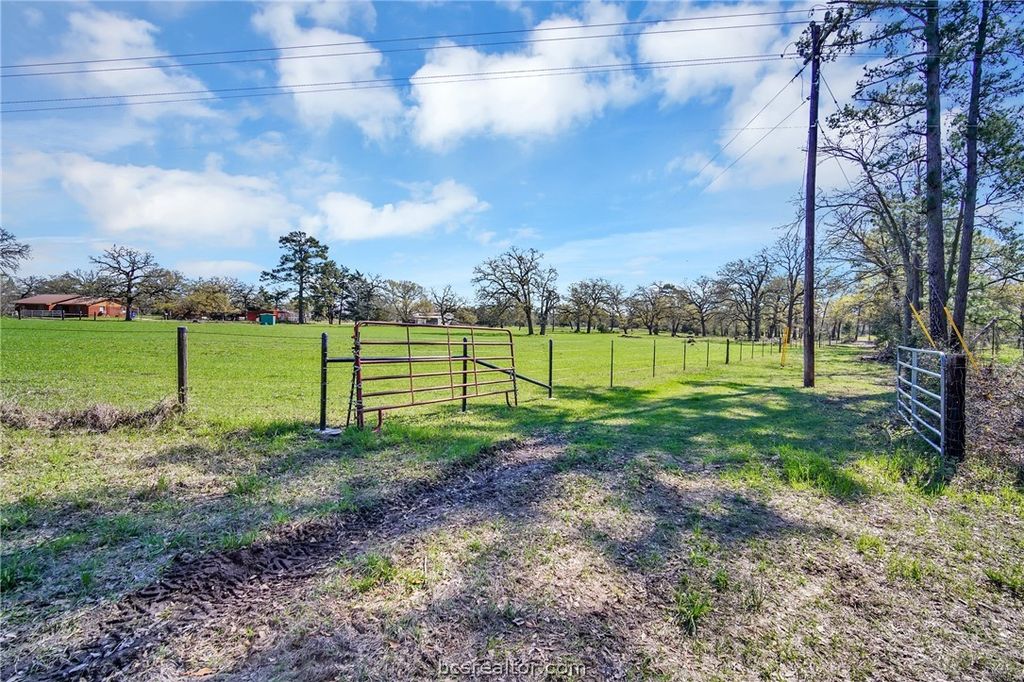 162ac FM 2620, Bedias, TX 77831 — photo 5