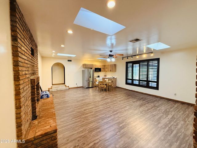 8705 W LILLIAN Lane S, Tolleson, AZ 85353