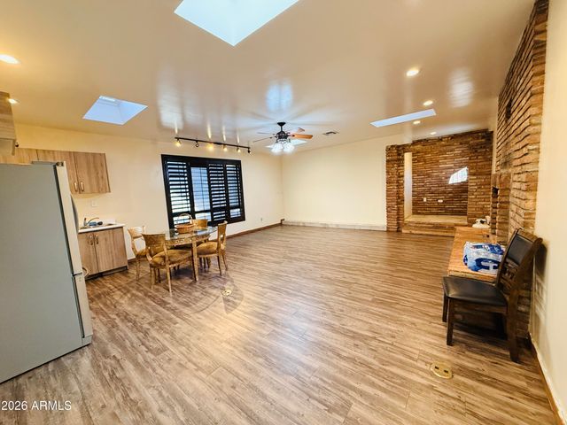 8705 W LILLIAN Lane S, Tolleson, AZ 85353