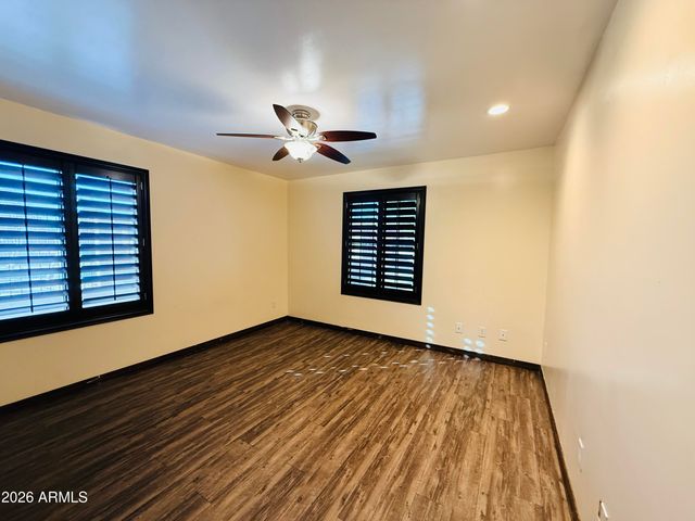 8705 W LILLIAN Lane S, Tolleson, AZ 85353