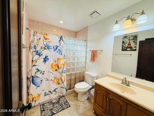 8705 W LILLIAN Lane S, Tolleson, AZ 85353