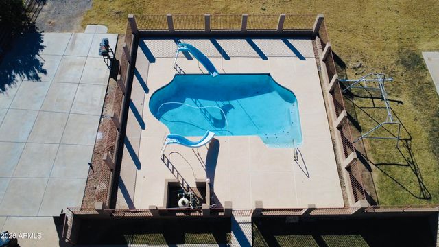 8705 W LILLIAN Lane S, Tolleson, AZ 85353