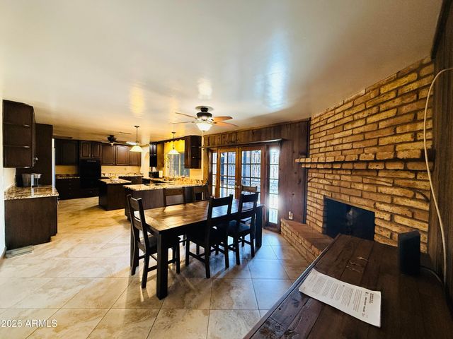 8705 W LILLIAN Lane S, Tolleson, AZ 85353