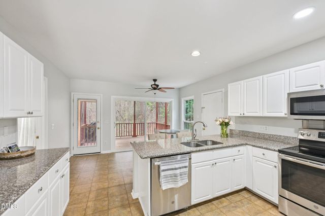 9305 Dominion Boulevard, Raleigh, NC 27617