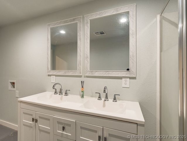 6854 Delores Drive, Sulphur, OK 73086