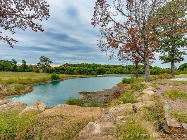 6854 Delores Drive, Sulphur, OK 73086