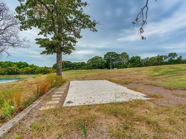 6854 Delores Drive, Sulphur, OK 73086