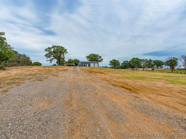 6854 Delores Drive, Sulphur, OK 73086