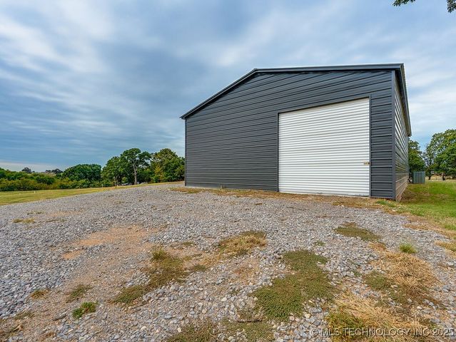 6854 Delores Drive, Sulphur, OK 73086