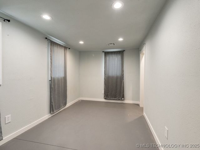 6854 Delores Drive, Sulphur, OK 73086