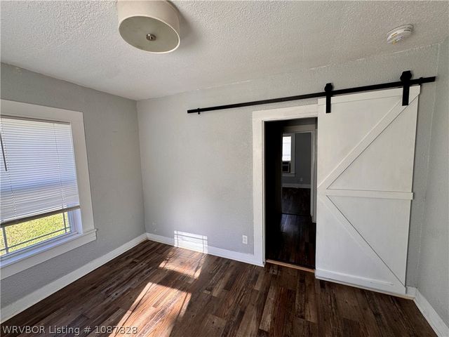 307 Mckenna Street, Poteau, OK 74953