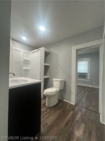 307 Mckenna Street, Poteau, OK 74953