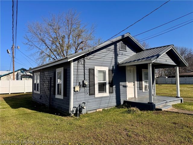 307 Mckenna Street, Poteau, OK 74953