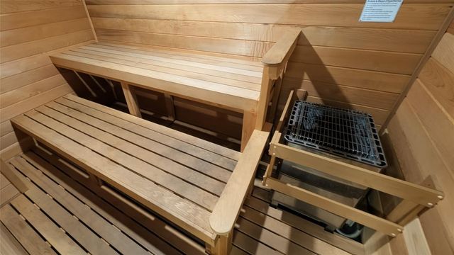 1501 S Ocean Drive 404, Hollywood, FL 33019