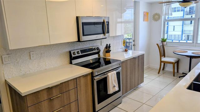 1501 S Ocean Drive 404, Hollywood, FL 33019