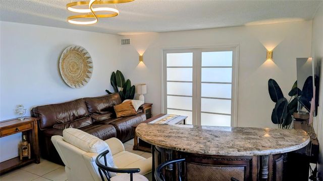 1501 S Ocean Drive 404, Hollywood, FL 33019