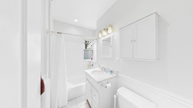 56 Charlesgate E 138, Boston, MA 02215