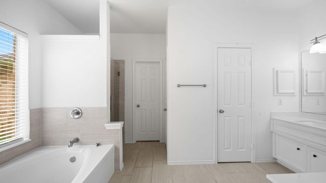 8107 Trophy Place Drive, Humble, TX 77346