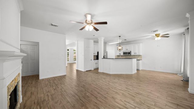 8107 Trophy Place Drive, Humble, TX 77346