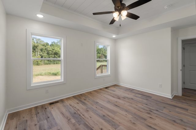 3303 Highway 231, Erin, TN 37061