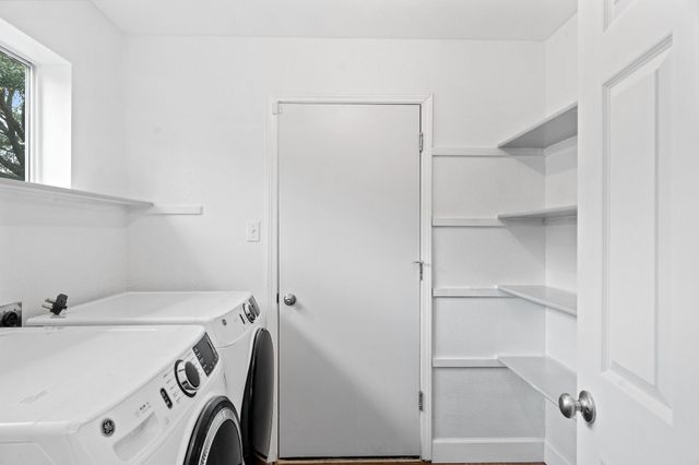 321 Nicole WAY, Bastrop, TX 78602