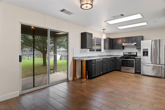 321 Nicole WAY, Bastrop, TX 78602