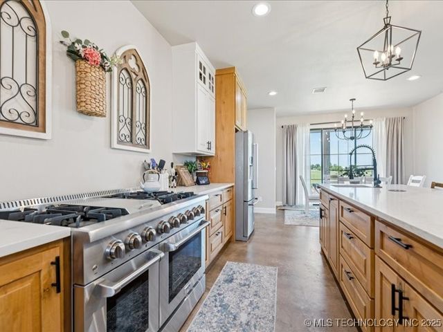 23960 E 710 Road, Wagoner, OK 74467