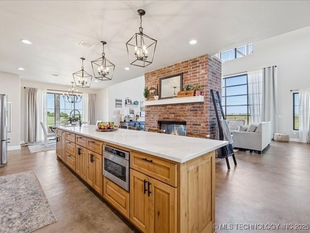 23960 E 710 Road, Wagoner, OK 74467