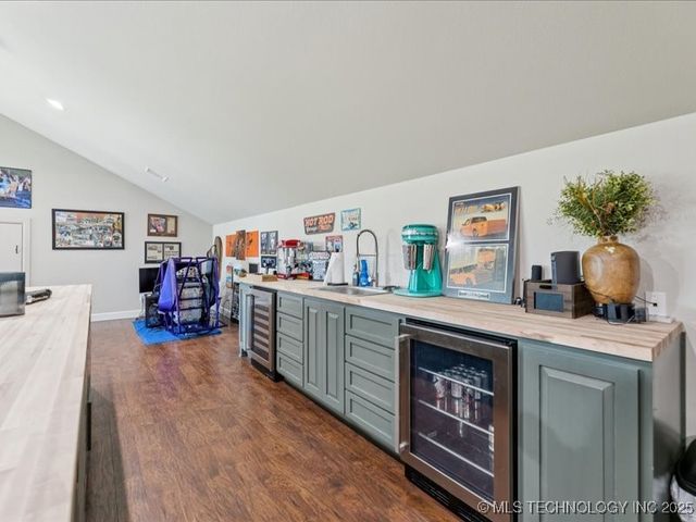 23960 E 710 Road, Wagoner, OK 74467