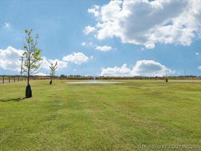 23960 E 710 Road, Wagoner, OK 74467