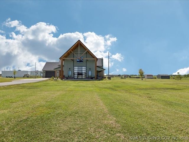 23960 E 710 Road, Wagoner, OK 74467