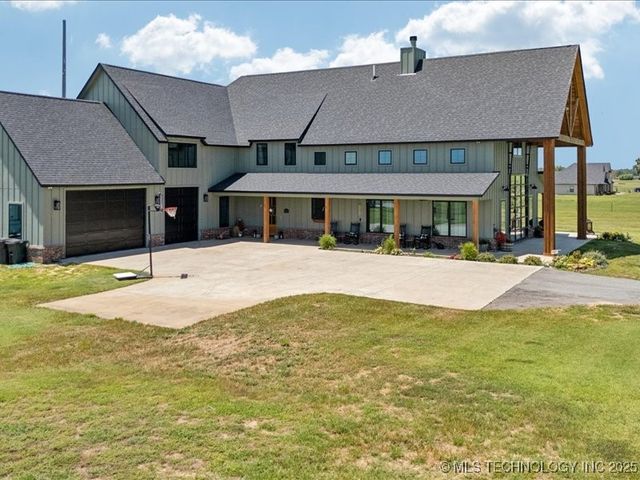 23960 E 710 Road, Wagoner, OK 74467